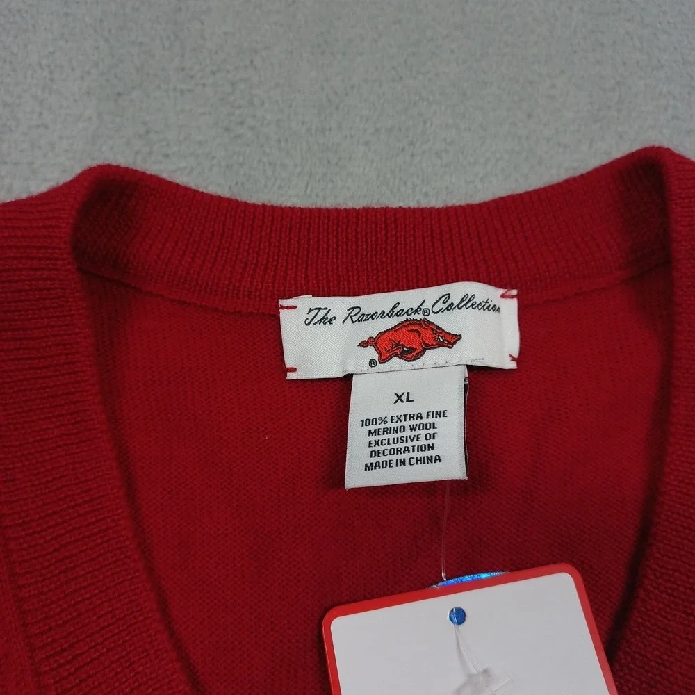 Arkansas Razorbacks Sweater Mens XL‎ Red Vest Knit Merino Wool NWT